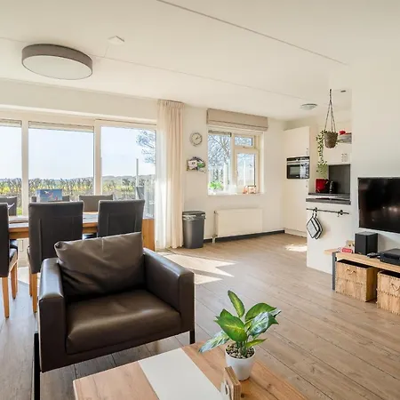 Zanddijk 120 *